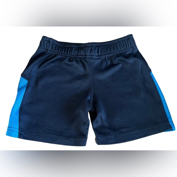 Russell Athletic Basketball Shorts - Picture 3 of 9